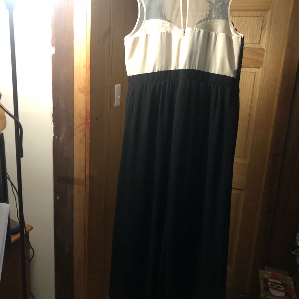 Gown - Picture 2 of 2